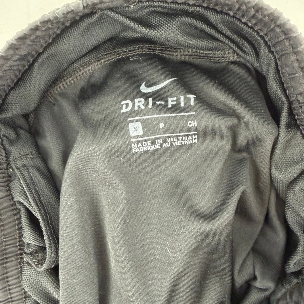 Nike Dri-FIT Running Shorts Black Zip Pocket Drawstring Womens Small‎